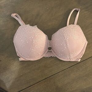 Victoria's Secret Light Pink Lace Bra